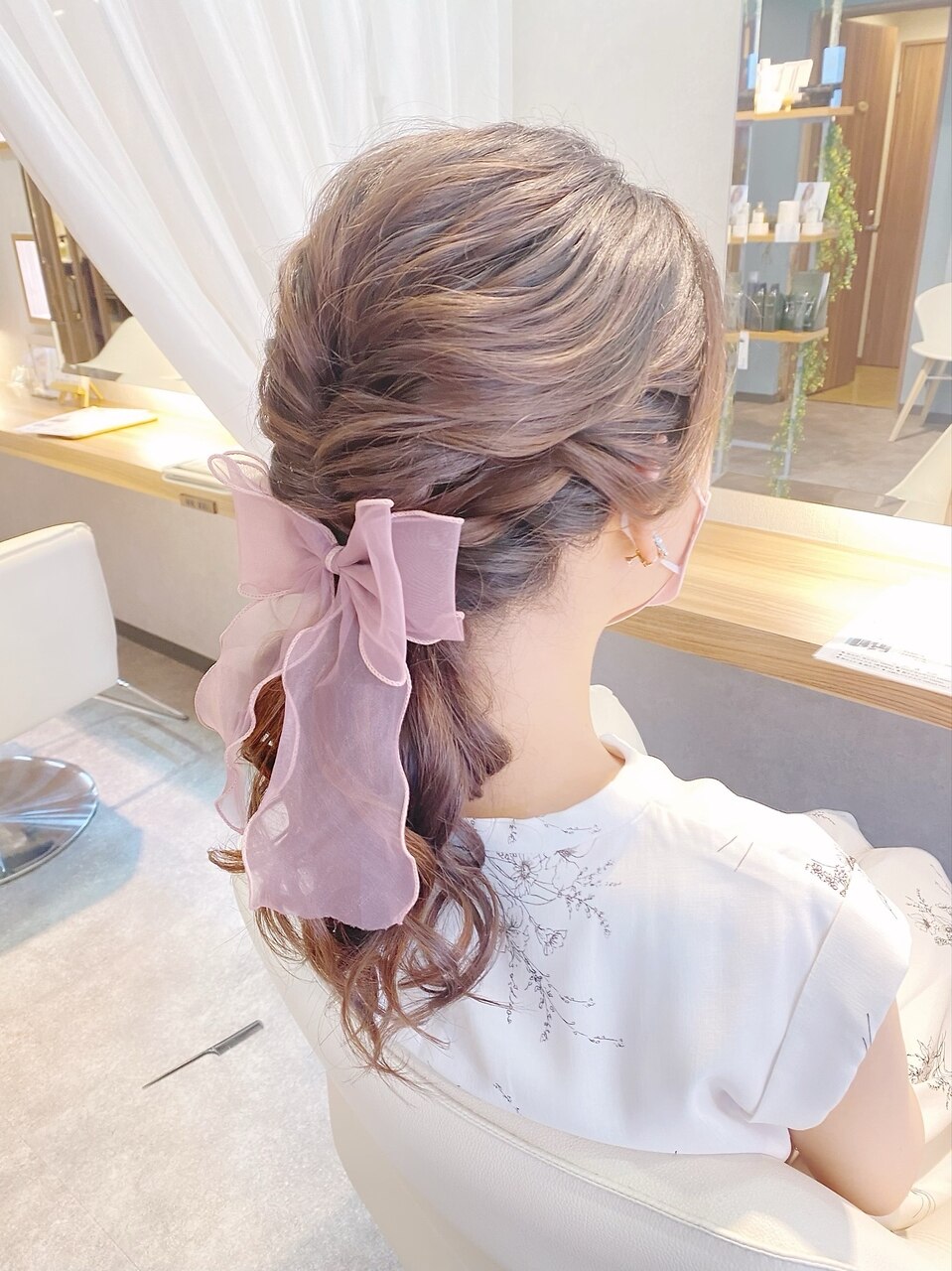 2025年夏】ヘアセット くるりんぱの髪型・ヘアアレンジ｜人気順