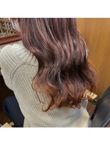 ヨナサン(Yona Saint)&nbsp;ポイントオレンジカラー。