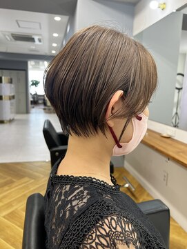 シカ 神戸三宮元町店(Cica) ショート 髪質改善 ヘッドスパ  大人ショート 三ノ宮 元町