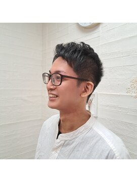 ルナ 大船店(LUNA) アップバングショート