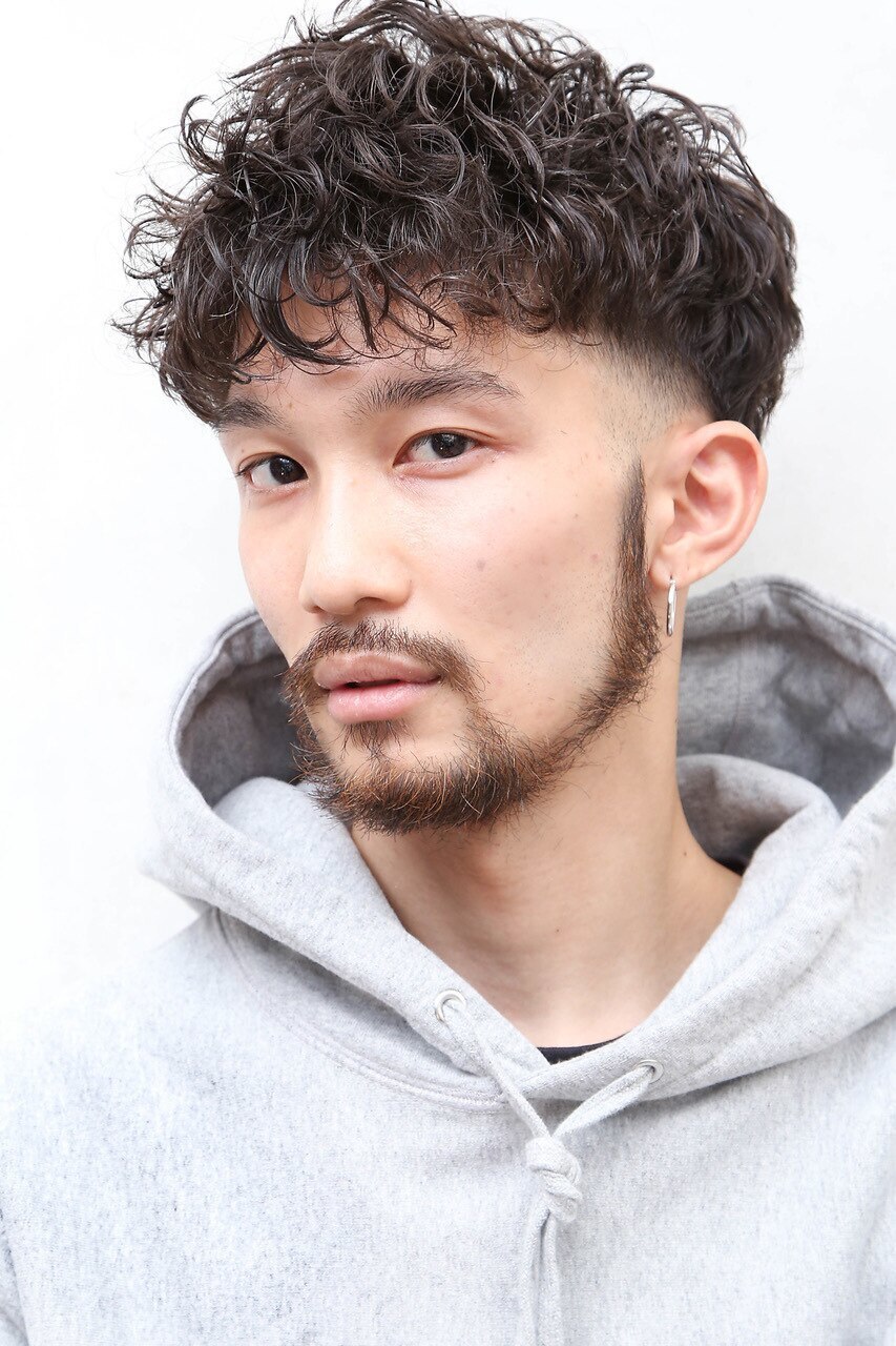 【2回目以降の方/平日】メンズカット+パーマ+トリートメント　\7800　