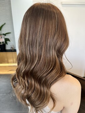 リット(Lit) ハイライト/ミルクティーベージュ