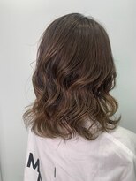 サンバレー(SUNVALLEY)&nbsp;オイルカラー使用☆フレンチバレイヤージュベージュ