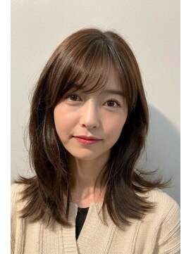 クリー(cree) デザインカラー/レイヤーカット/オリーブベージュ/こなれミディ