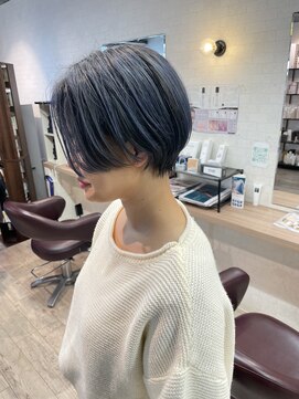 コワファーストナガサキシャンプーボーイ(COIFF1RST NAGASAKI SHAMPOO BOY) 大人ショートボブ丸みショートカットマッシュショート前髪あり