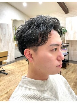 スカイ(SKY) 透明感カラー/髪質改善/縮毛矯正/韓国風レイヤーカット