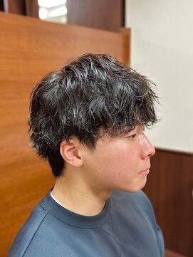 ケースタイル ヘアスタジオ 神保町店(K STYLE HAIR STUDIO) 波巻き/メンズパーマ/束感ショート/ツーブロックマッシュ/理容室