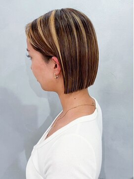 アイティー バイ アルバム 中野店(IT by ALBUM) ショートミディアム美髪くびれミディ外ハネボブ_ba544691