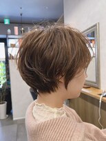 ロシェ 横浜店(loche)&nbsp;ふんわり丸みショート×くすみベージュ×顔まわり[横浜駅]