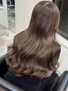 ペレ 梅田(PELE) ミディアムヘア/暗めカラー/グラン マッシュ/梅田