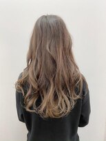 ワースホワイル(WORTH WHILE)&nbsp;アースカラーくびれヘアツートンカラーデザインカラー外国人風