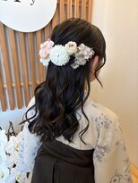 アミュー(Amyu)&nbsp;ふわふわハーフアップ