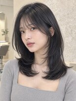 モト 船橋(moto)&nbsp;韓国ハッシュカット艶髪ブルーブラックミディアムレイヤー船橋