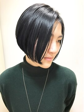 レンジシキチジョウジ (RENJISHI KICHIJOJI) シルエットキレイな黒髪クールボブ【RENJISHI】