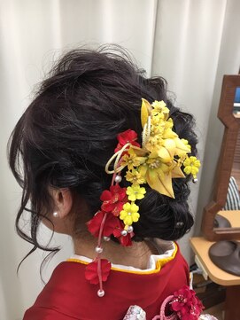 美容室アクアヘブン 成人式スタイル