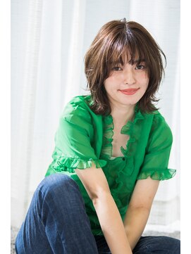 ヴァンクシー バイ ルナ(VANKCY by Luna) 耳かけ 簡単 小顔 伸ばしかけ フォギーベージュ 大人ボブ 前髪