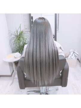 ウルティア(ulutia) シルバーアッシュ×ブラック