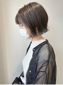 オリーブグレージュ×インナーカラー