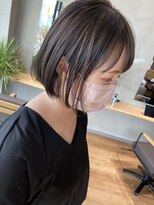 ヤエカ(yaeca) シンプルボブ