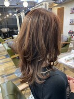 アリスバイアフロート 自由が丘(ALICe by AFLOAT)&nbsp;ロングレイヤー（マッシュくびれヘアメルティカラー