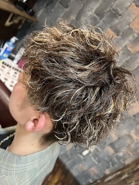 ヘアー クリエイト カルバリ(HAIR CREATE Calbari) ツイストスパイラルパーマ×ハイライト