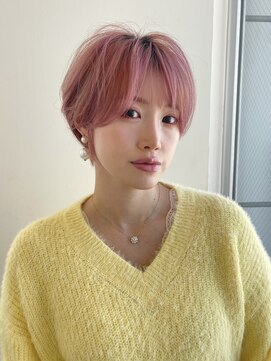 イヴォークオオサカ 心斎橋(EVOKE OSAKA) 丸み 抜け感 もみれげ ショート ピンクカラー パーソナルカラー
