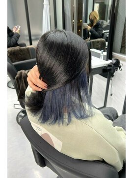 リア 大阪梅田(Ria) ～インナーカラー ペールブルー～【Ria 大阪 梅田】