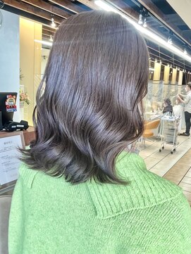 クオリス 上板橋店(QUALIS) 【韓国風】ウェーブヘア アッシュブラウン ミディアム 10代20代