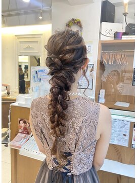 ネオリーブアイム 横浜西口店(Neolive aim) 華やか編みおろしヘア【横浜】nana