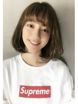 アン たまプラーザ(un) ハイライトくすみカラー+シンプルボブ【髪質改善オージュア】