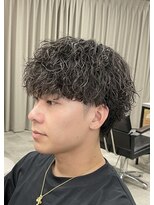 イーラ(era)&nbsp;ツイスパマッシュウルフメンズパーマ