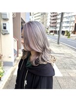 アルマヘアー(Alma hair by murasaki)&nbsp;◎ホワイトシルバー×ペールピンクのアクセントカラー◎