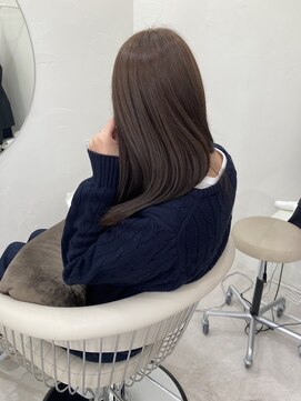 ユニ(uni.) ロングヘアー