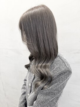 ジーナ 池袋(Zina) #ブリーチなしグレージュカラー