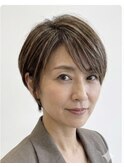 白髪ぼかし×大人上品ショート