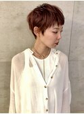 赤髪ベリーショート