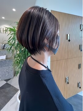 アース 小禄店(EARTH) ミセスヘア/大人可愛いクールショート/根本ふんわり/40代・50代