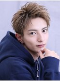 ハイトーンミルクティーフェザーアップバング