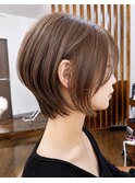透明感のあるミニボブ