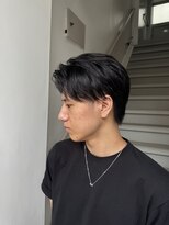 カルム(calmost)&nbsp;センターパート×ツーブロック