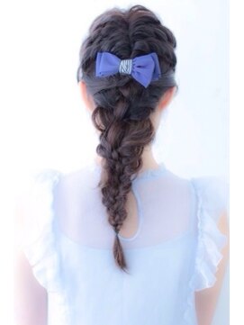 ブルーフェーセス 表参道(blue faces) 『bluefaces』リラックス三つ編みアレンジ