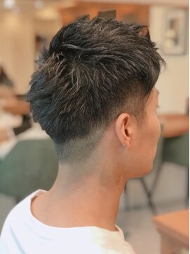 ロンド パルティール 大宮(Lond partir) 【石田勇士郎】刈り上ジェットモヒカンスキンフェードショート