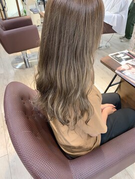 ヘアー アトリエ アンジー(Hair Atelier Angee) チョコレートベージュカラー