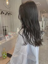 シェル 津山の手店(shel)&nbsp;透明感抜群カーキグレージュ20代30代艶感シークレットハイライト