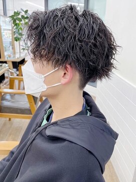 ネオリーブ クーロ メゾン 横浜(Neolive curro Maison) 波巻きスパイラル×ツイストパーマ[メンズ]　ニュアンスパーマ