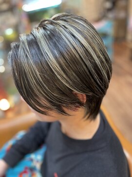 マーメイドヘアー(MERMAID HAIR) コムドットやまと風 カット+1回ブリーチハイライトカラー