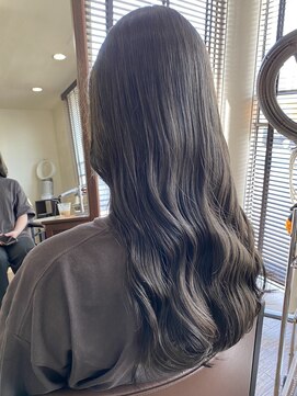 カーロ(caro) ぷるんと艶々ロング