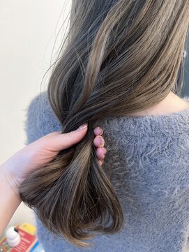 ポール(pole) 札幌ロング オリーブグレージュ