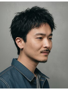 フィックス(FIX) 骨格から整える、大人のアップバングショート