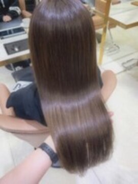 グランド(GRAND) 縮毛矯正ツヤツヤストレート髪質改善前髪なし前髪あり表参道